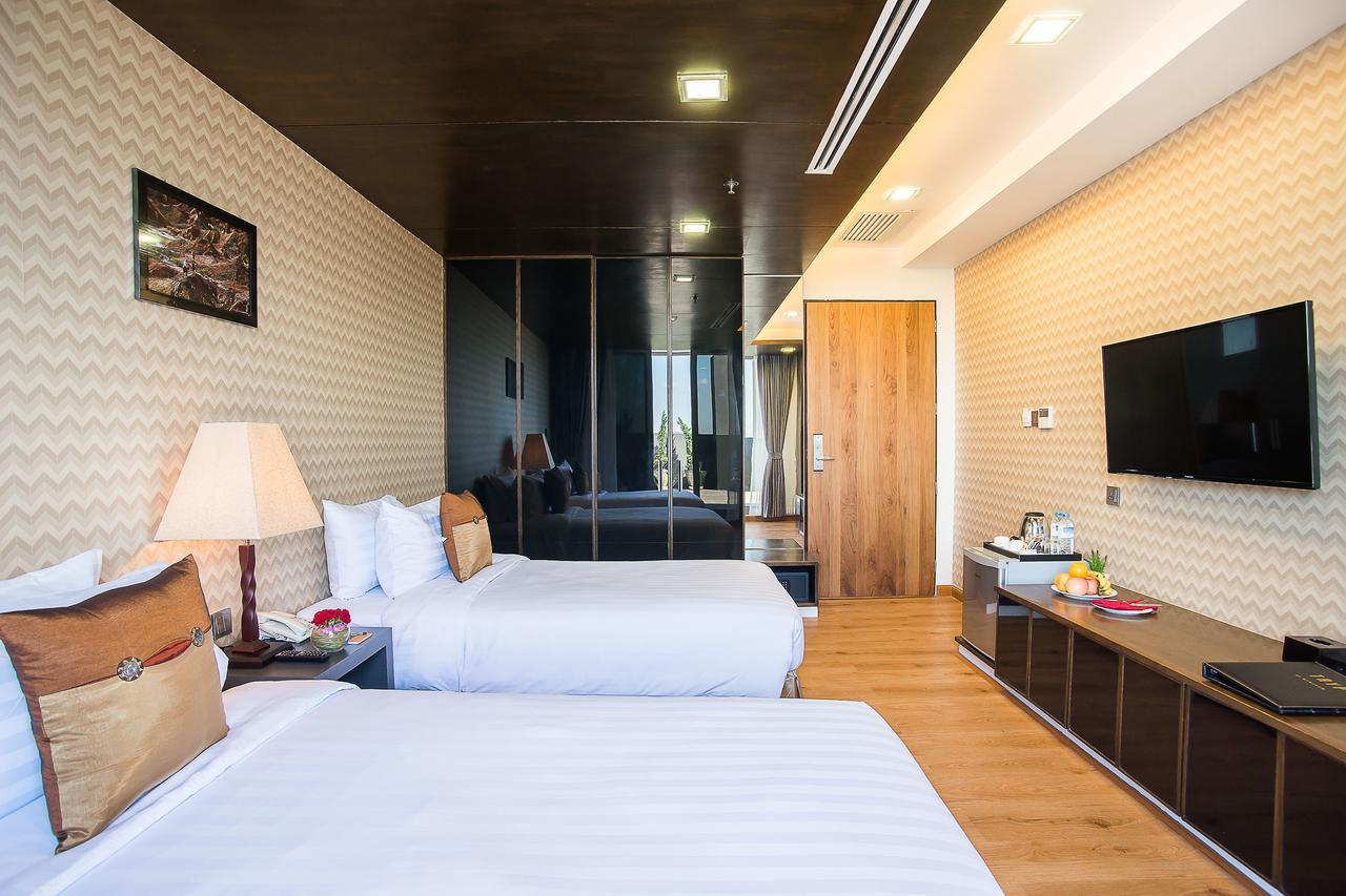 Tryp By Wyndham Yangon Hotel Exterior foto
